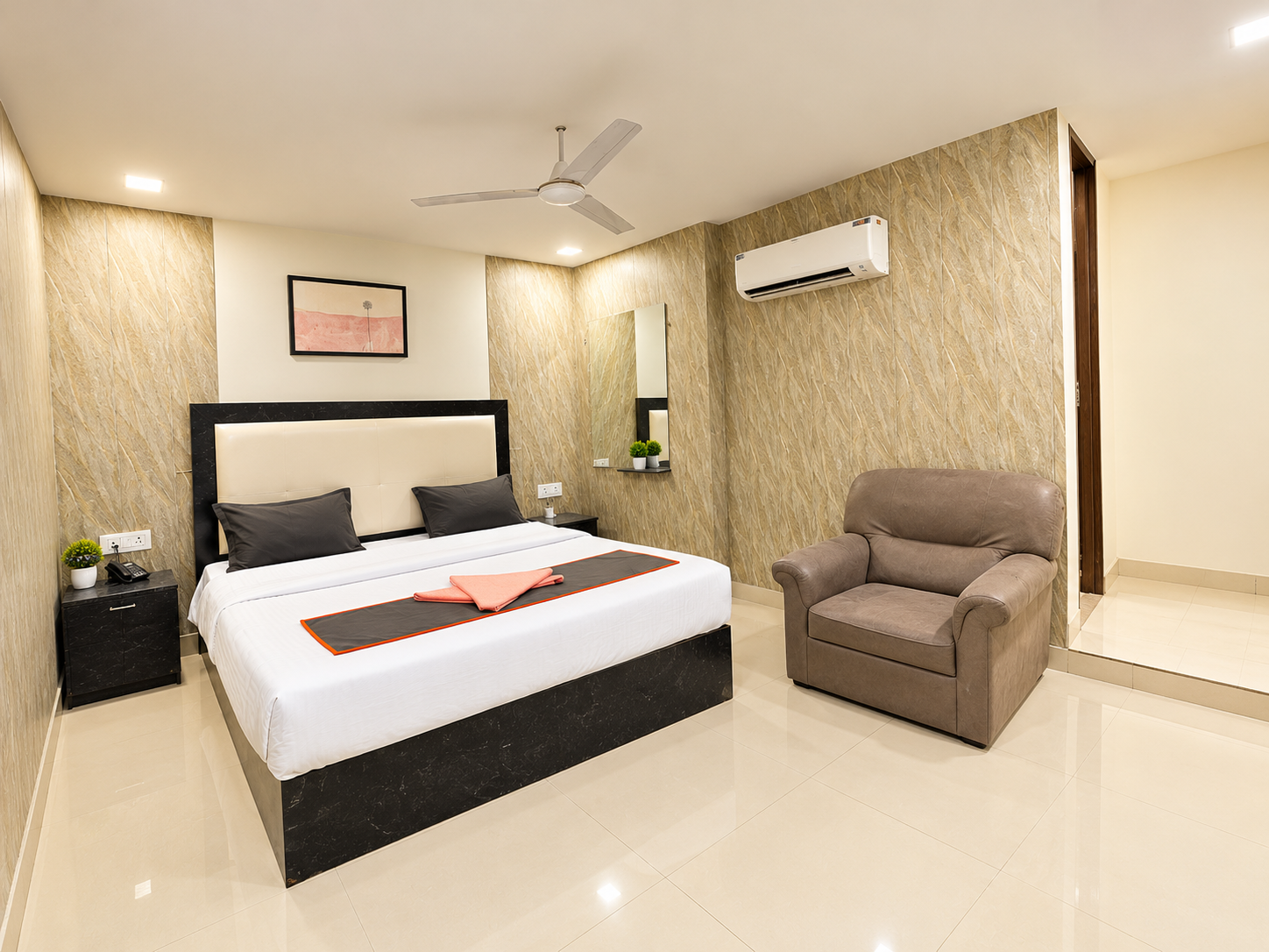 Roomshala White House inn - near Tughlakabad Metro Delhi